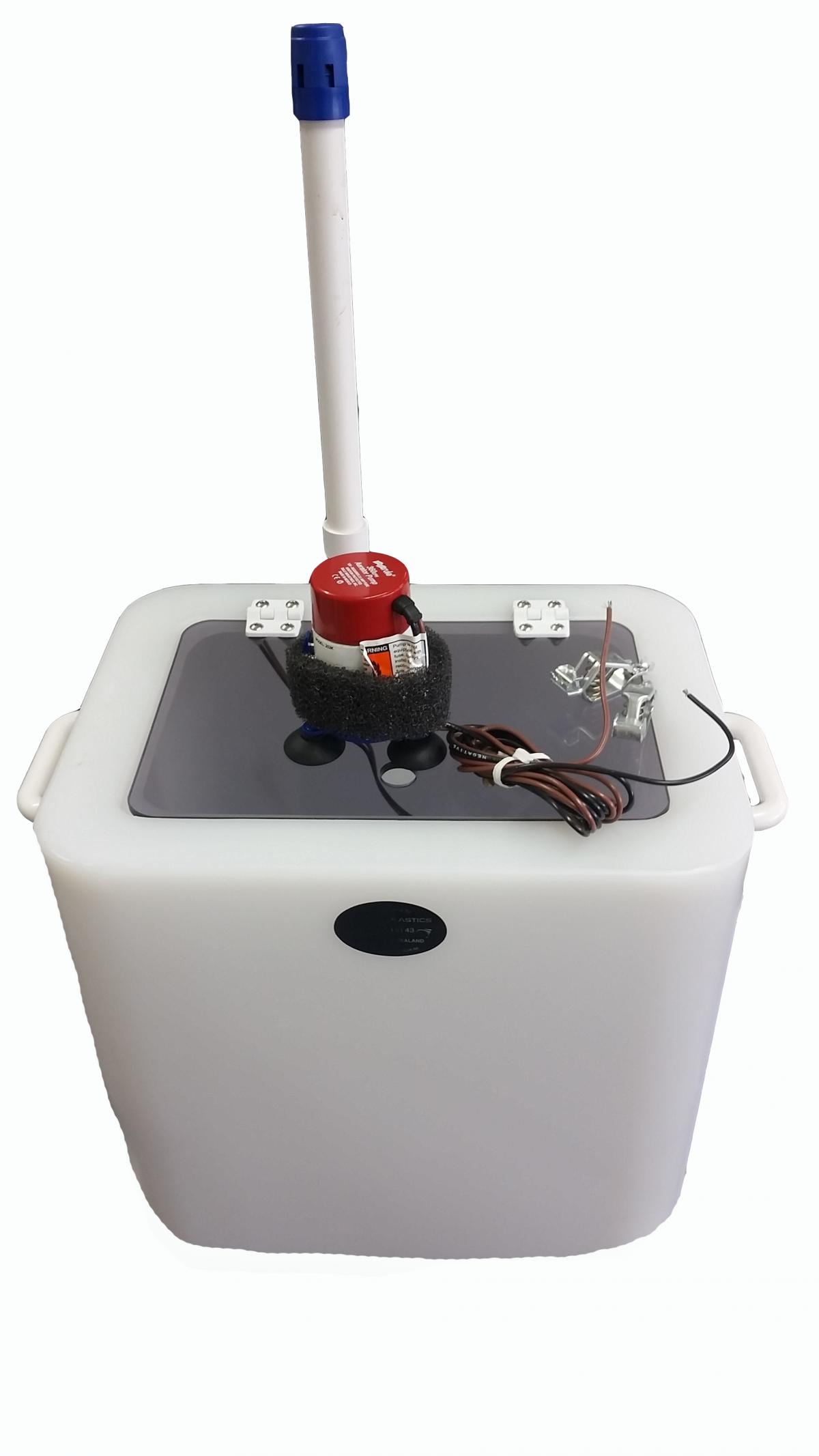 Live Bait Tanks 30Ltr - Your local for Marine chandlery and expert